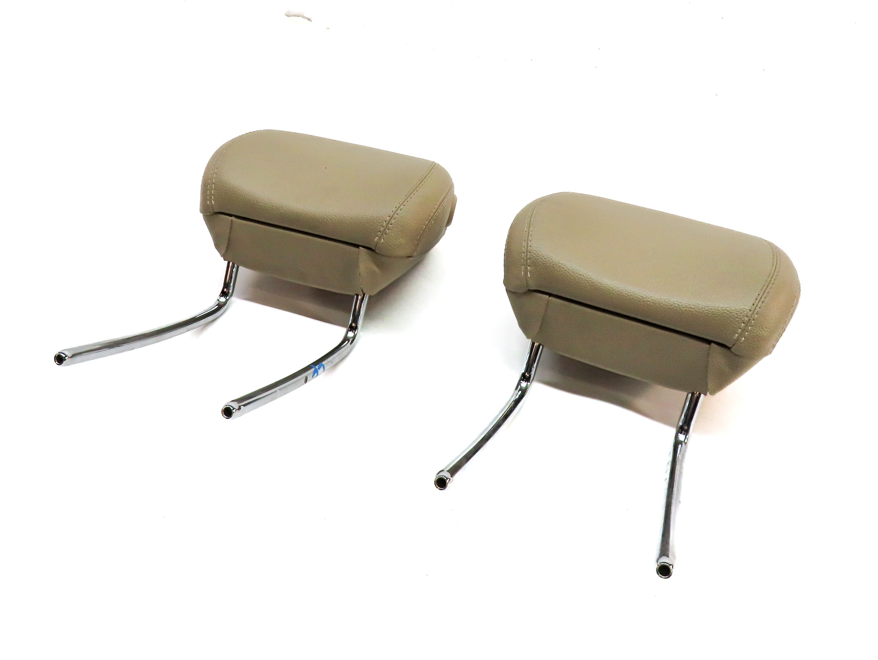 14-19 MERCEDES GL GLS ML CLASS W166 X166 FRONT LEFT & RIGHT HEADREST SET (Beige) — exact item pictured
